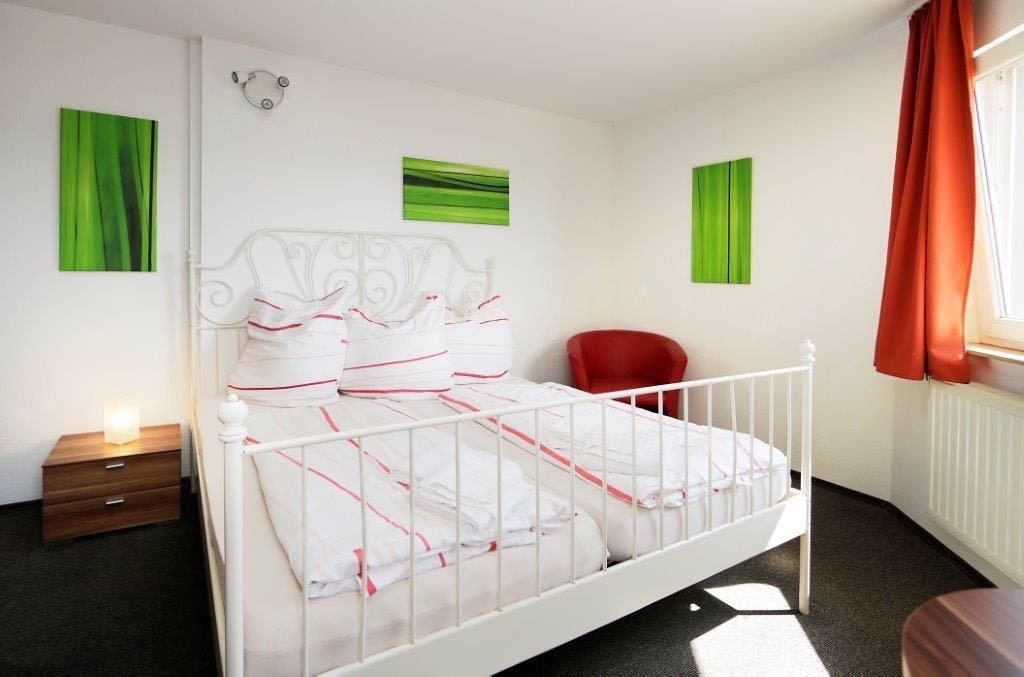 Hotel Goldener Hahn Duisburg Zimmer foto